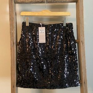 Sequined black skirt